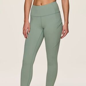 Avalanche Sage green Modern Cargo Legging  NWOT